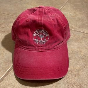 Dad hat - vintage red only worn once